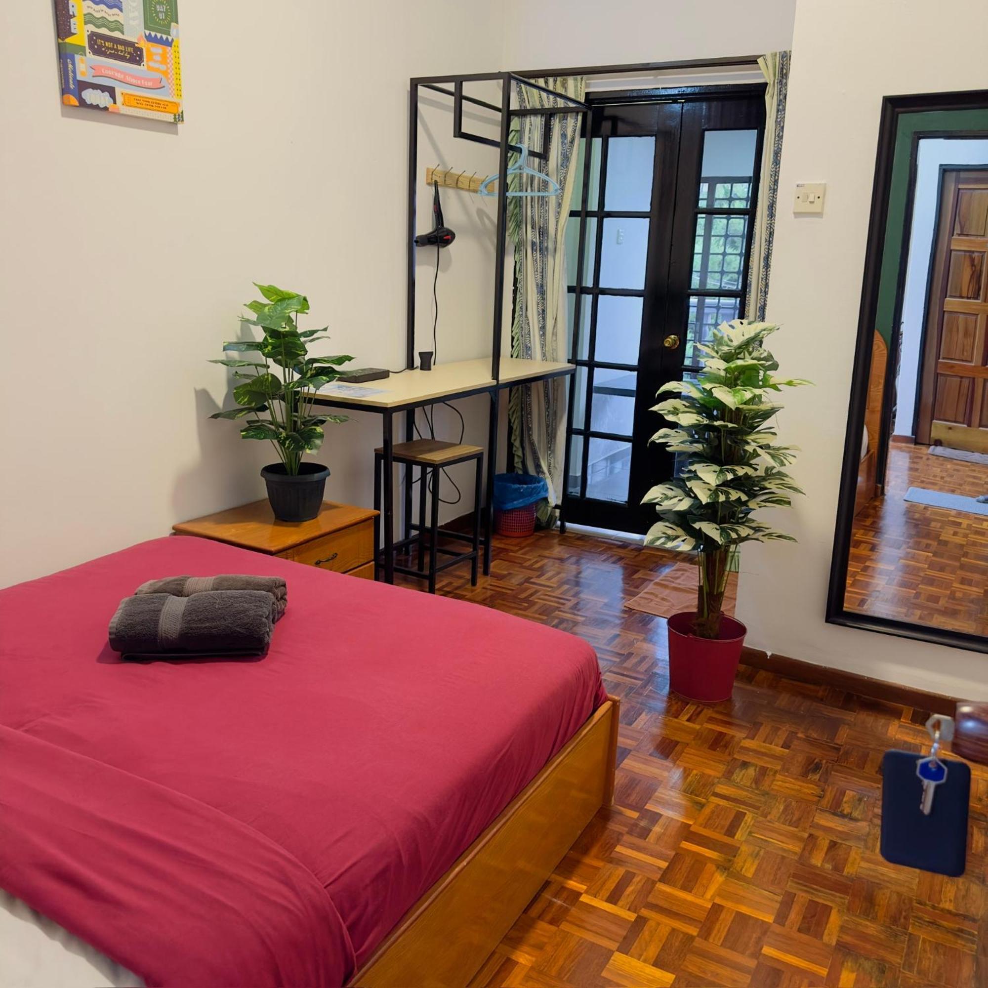 Отель 100 Oastel Coliving Танах-Рата Экстерьер фото
